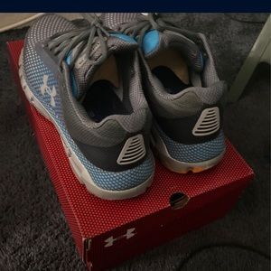 Under armor shoes